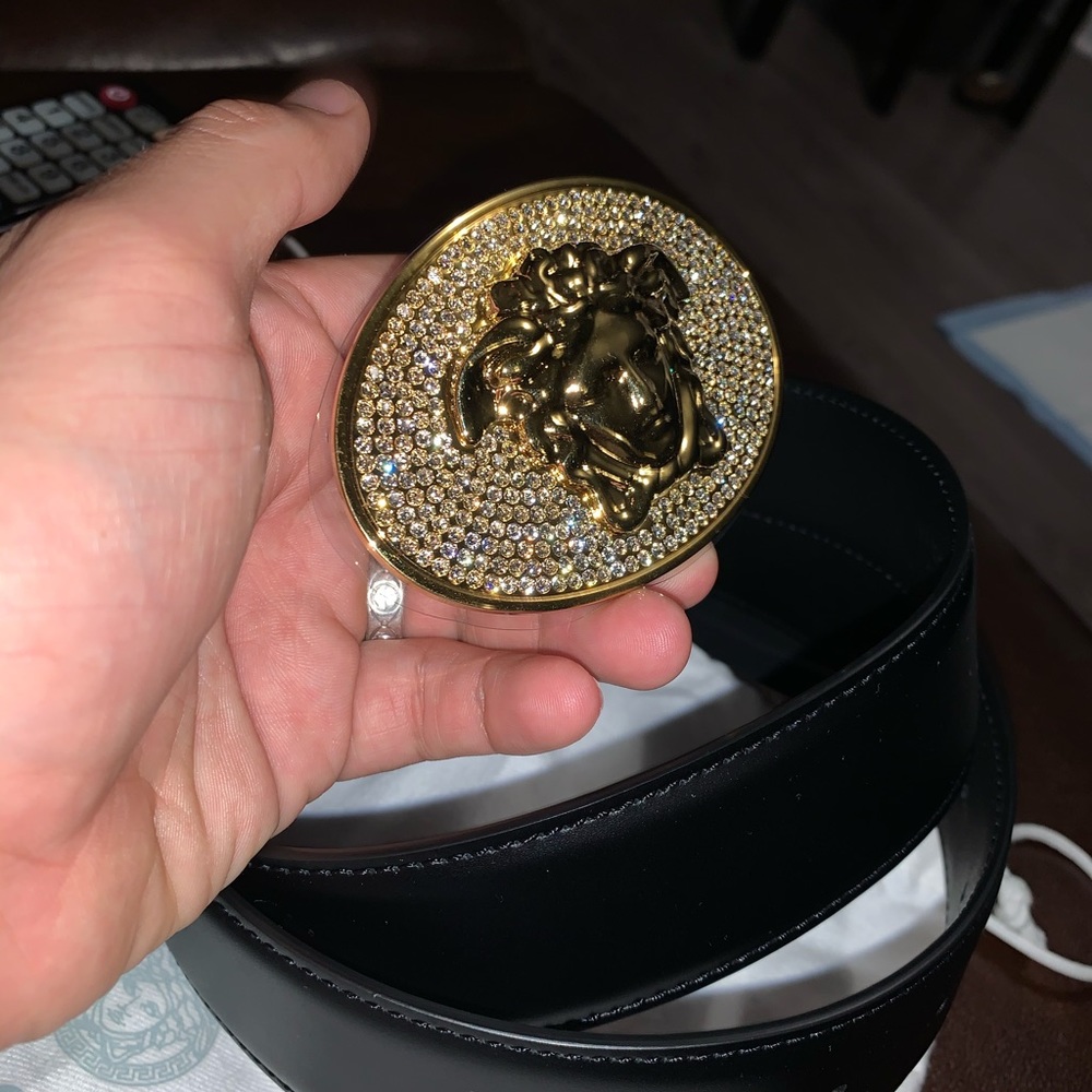 Versace Oval Medusa Buckle Belt